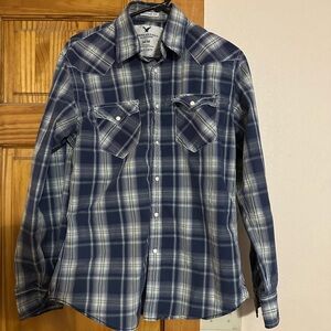 American Eagle Outfitters Men's Navy and White Plaid Shirt